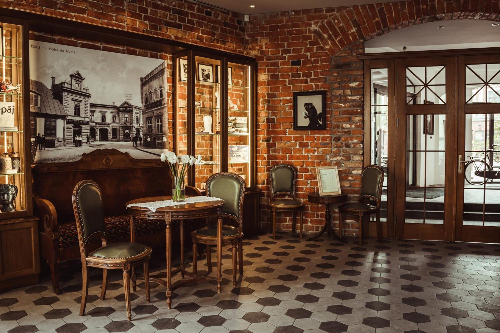 Art Hotel Roma Liepāja Exterior foto